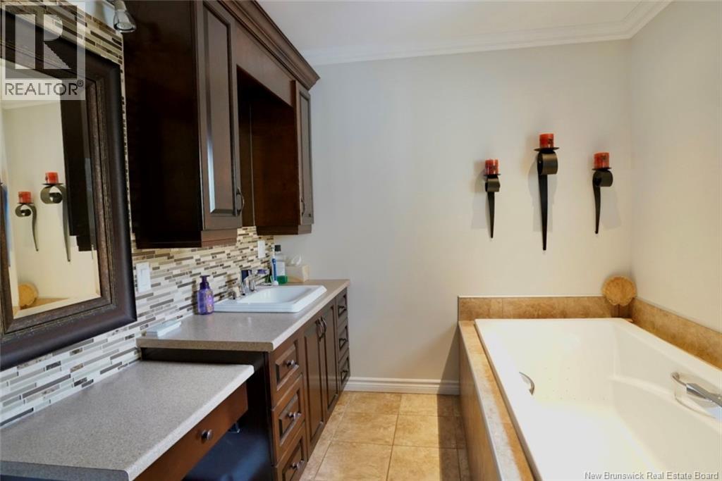 1174 Rue Principale, Beresford, New Brunswick  E8K 2J1 - Photo 12 - NB126286
