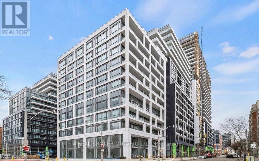 2327 - 135 LOWER SHERBOURNE STREET, Toronto, Ontario