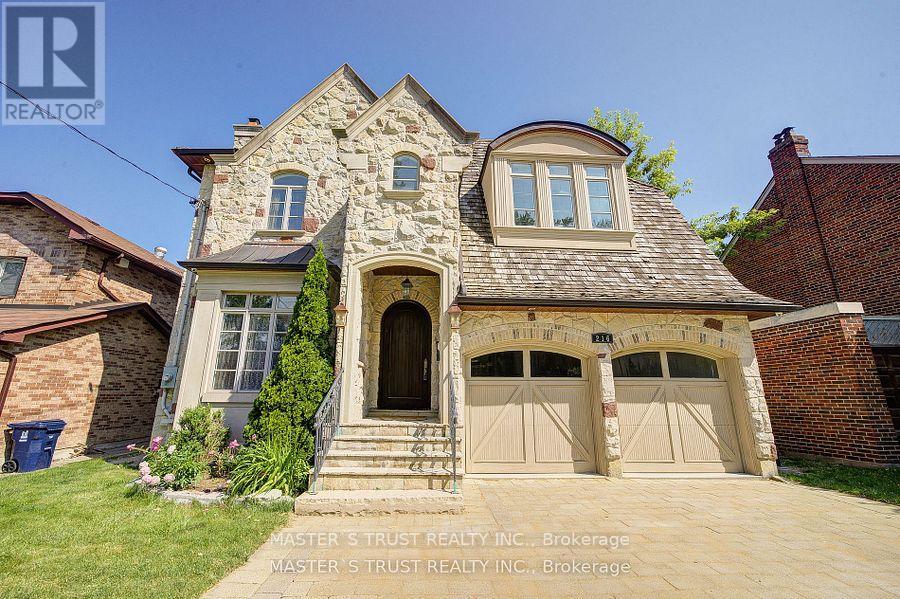 216 PARKVIEW AVENUE, Toronto, Ontario