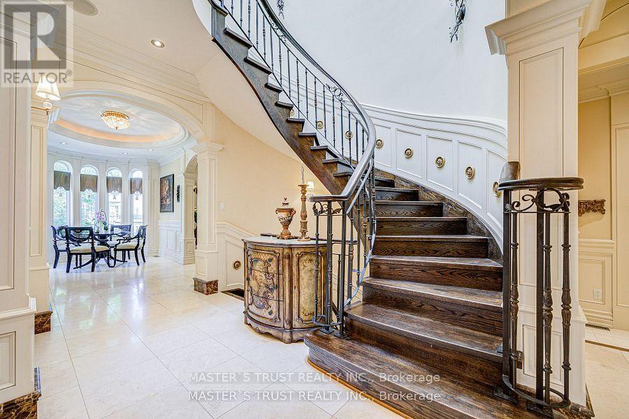 216 Parkview Avenue, Toronto, Ontario  M2N 3Y8 - Photo 13 - C12390475