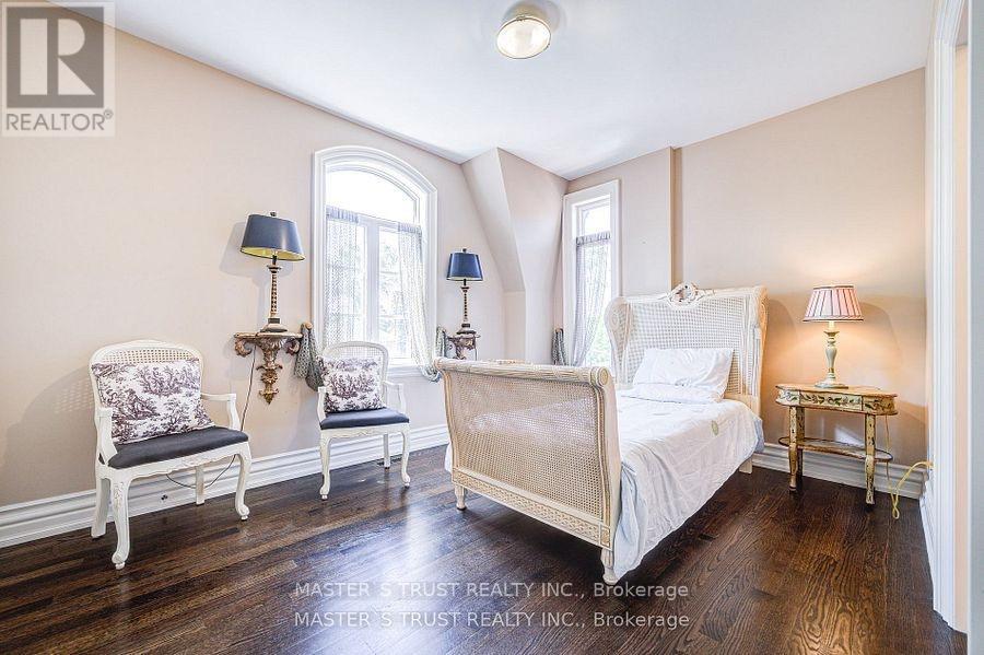 216 Parkview Avenue, Toronto, Ontario  M2N 3Y8 - Photo 27 - C12390475
