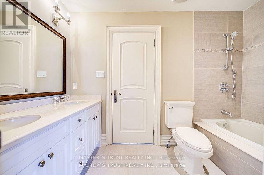 216 Parkview Avenue, Toronto, Ontario  M2N 3Y8 - Photo 29 - C12390475