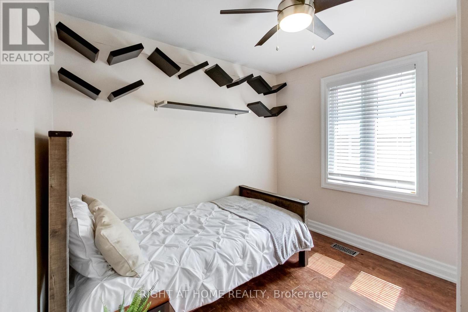8 Suraty Avenue, Toronto, Ontario  M1P 4E1 - Photo 13 - E12390466