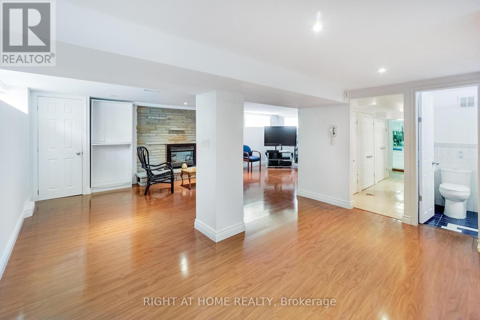 8 Suraty Avenue, Toronto, Ontario  M1P 4E1 - Photo 28 - E12390466
