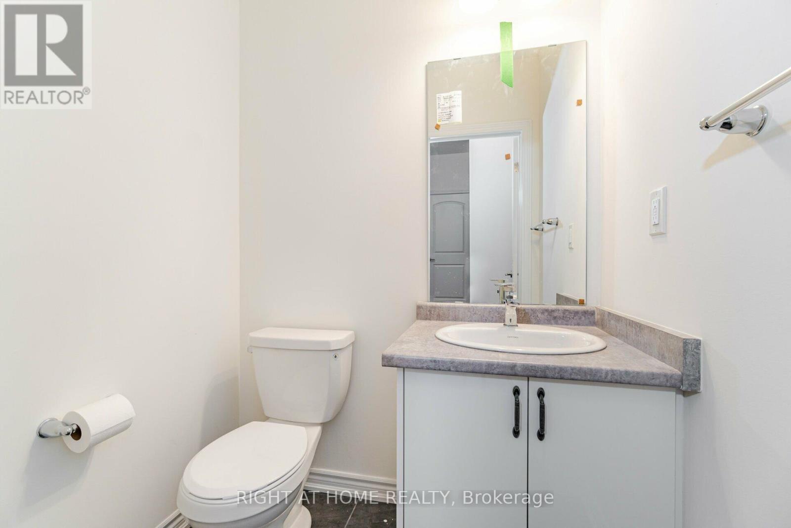 20 Copeman Avenue, Brantford, Ontario  N3V 0B3 - Photo 13 - X12347443