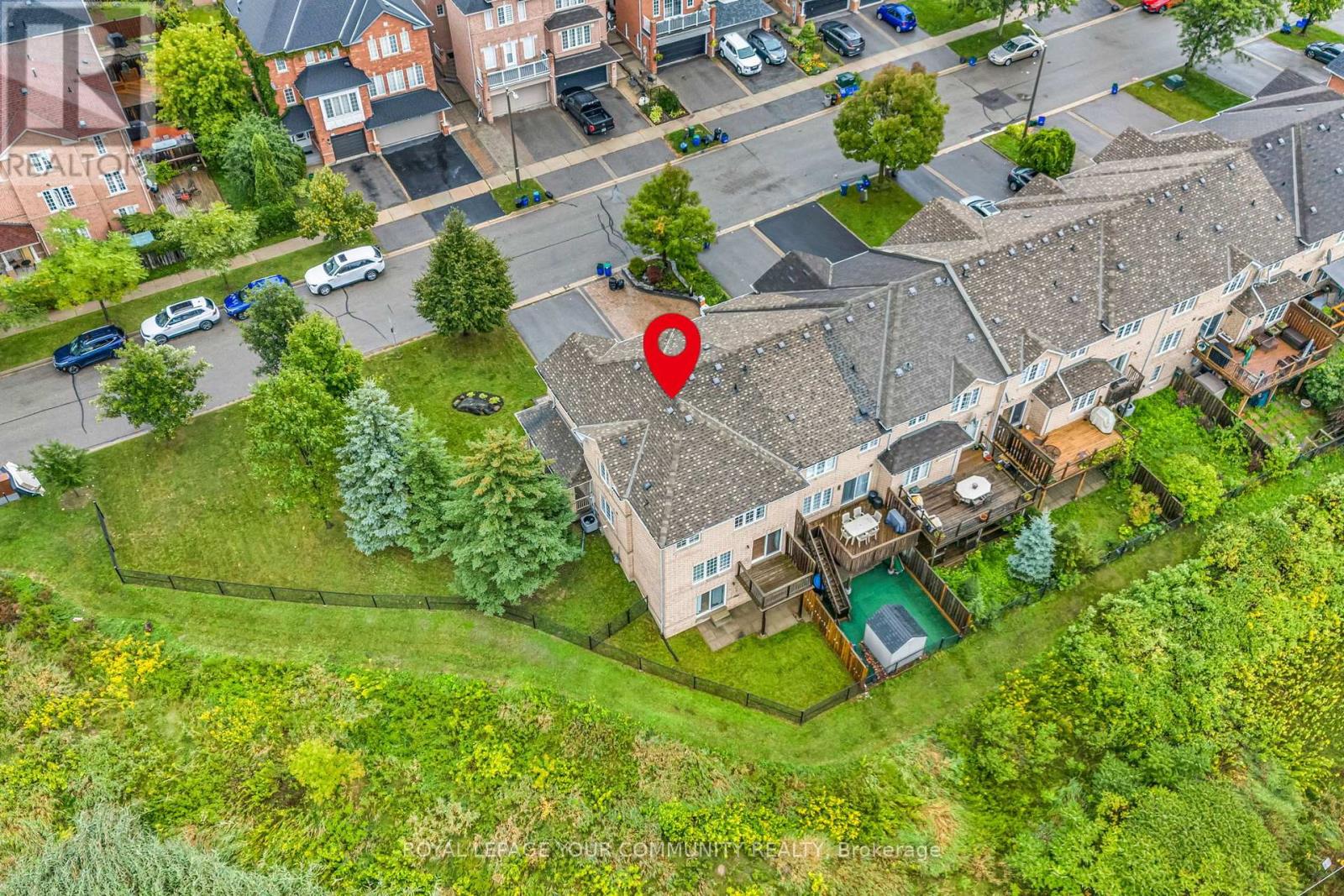 70 Millcliff Circle, Aurora (Aurora Grove), Ontario  L4G 7N9 - Photo 46 - N12390455