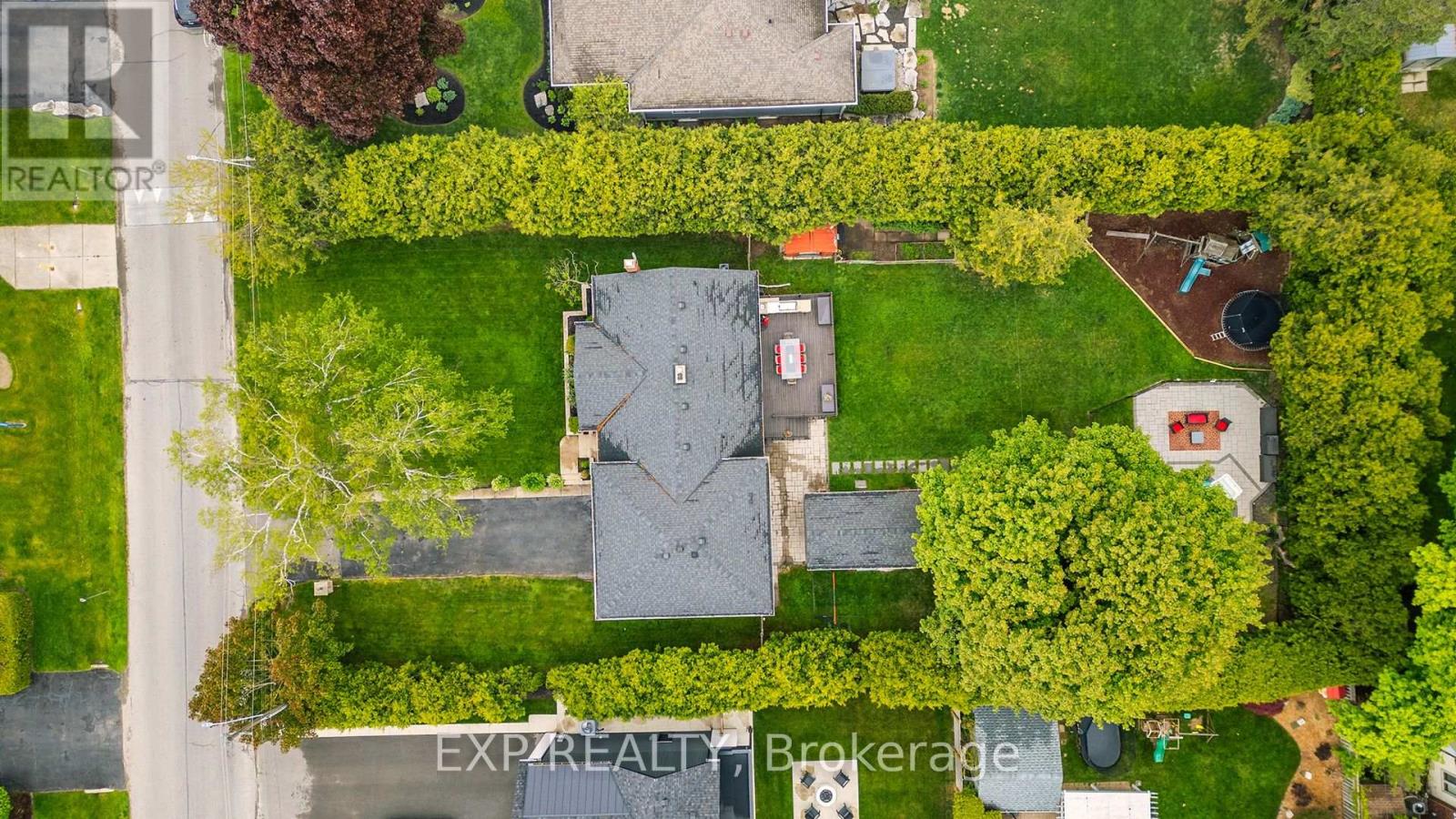 951 Gorton Avenue, Burlington (Bayview), Ontario  L7T 1S6 - Photo 44 - W12390459