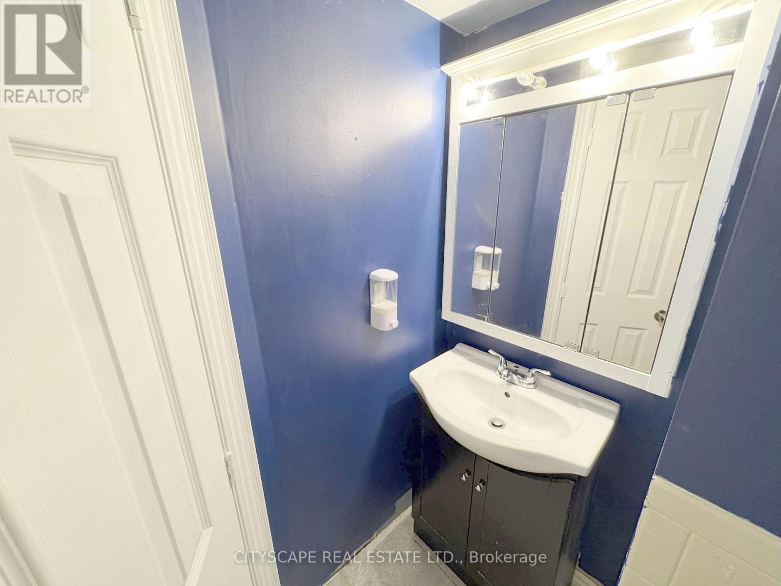 62 Barrington Crescent, Brampton, Ontario  L6Z 1N3 - Photo 36 - W12390462