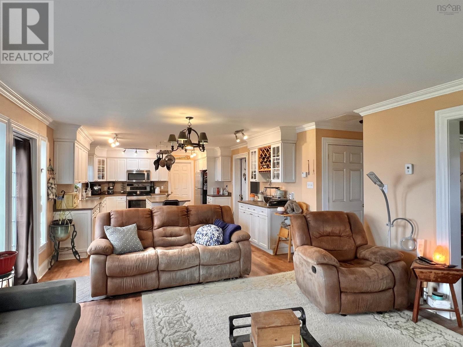 697 Belmont Road, Belmont, Nova Scotia  B0N 2A0 - Photo 14 - 202522749