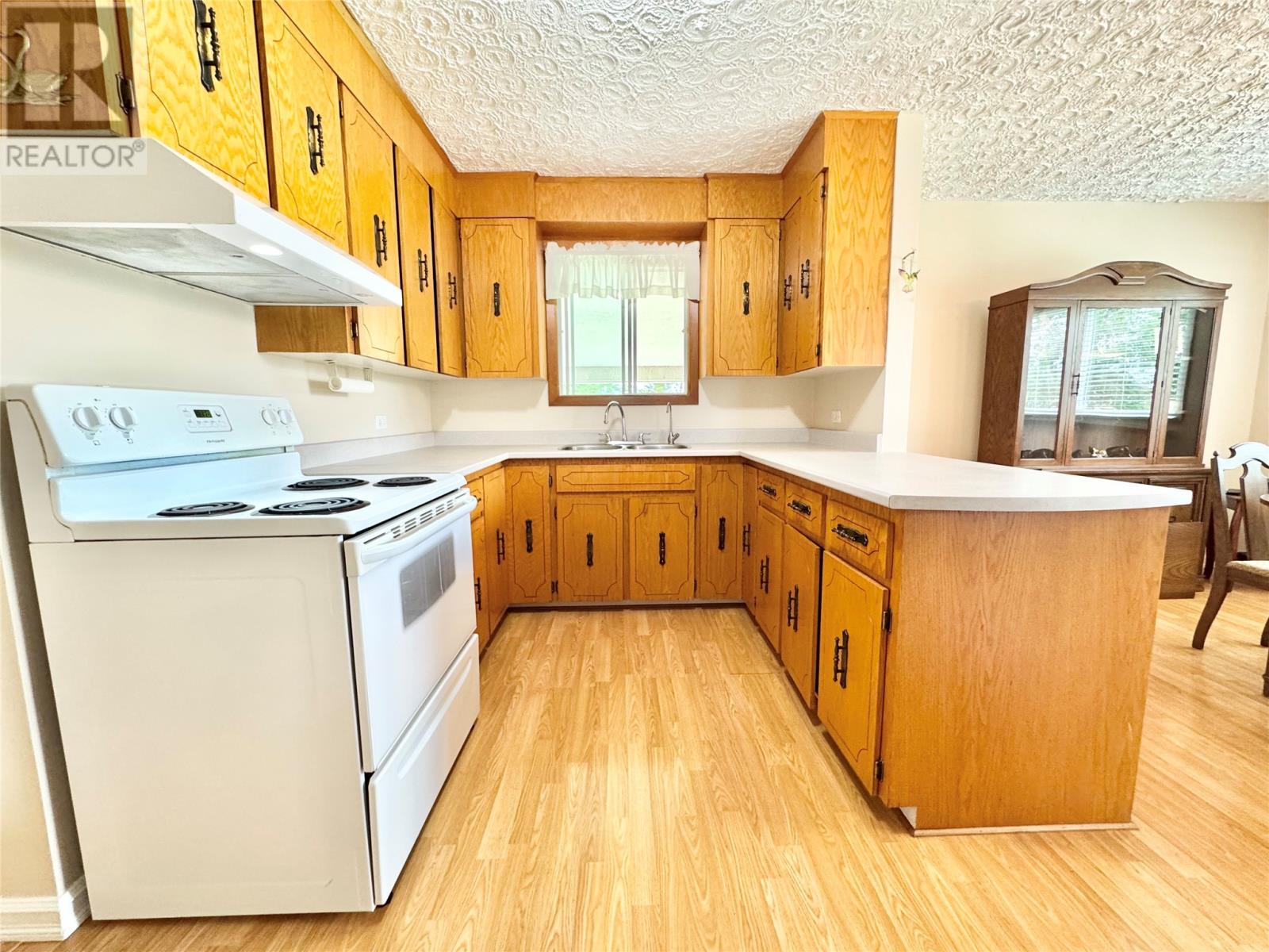 31 Coronation Street, Lewisporte, Newfoundland & Labrador  A0G 3A0 - Photo 4 - 1289975