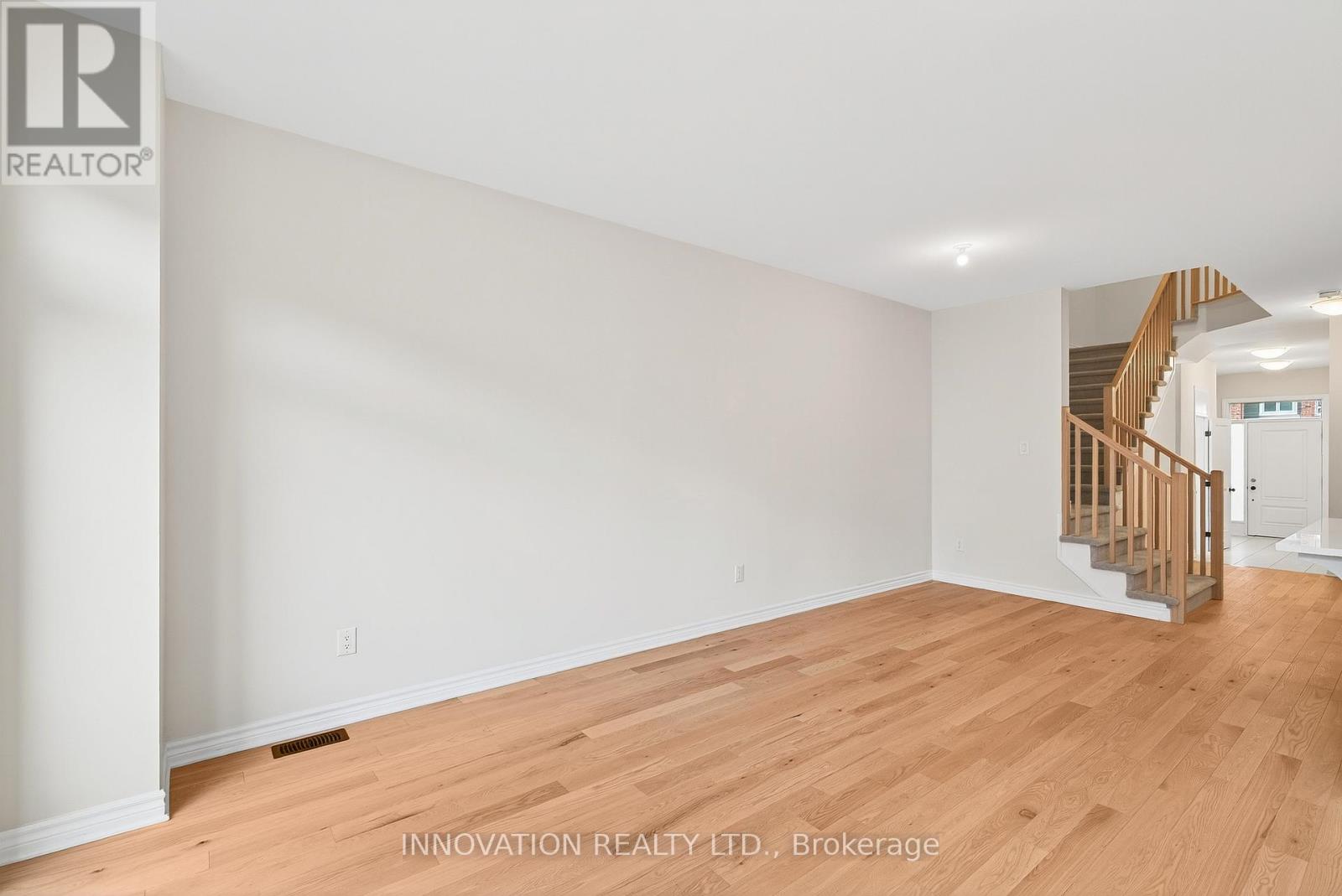 105 Nepeta Crescent, Ottawa, Ontario  K1T 0S4 - Photo 23 - X12390501
