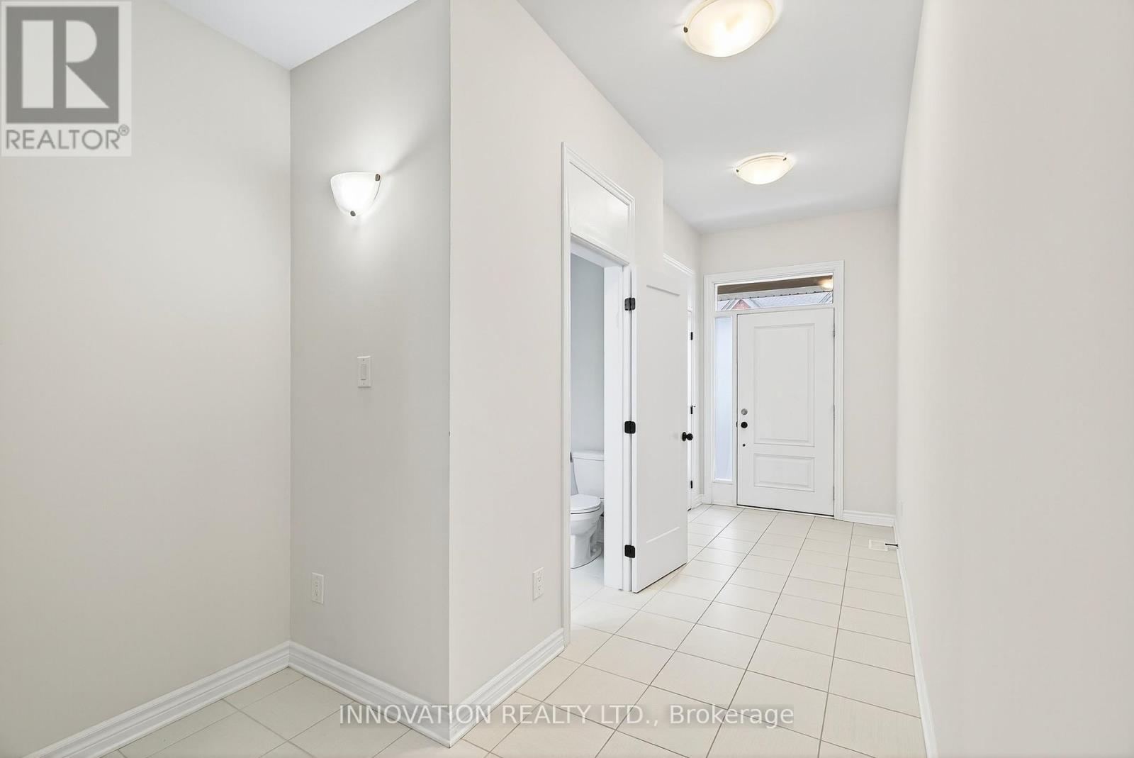105 Nepeta Crescent, Ottawa, Ontario  K1T 0S4 - Photo 3 - X12390501