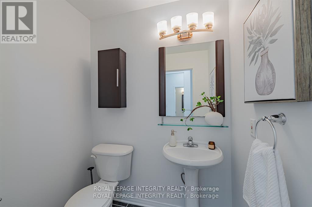 178 Insmill Crescent, Ottawa, Ontario  K2T 1G3 - Photo 4 - X12390503