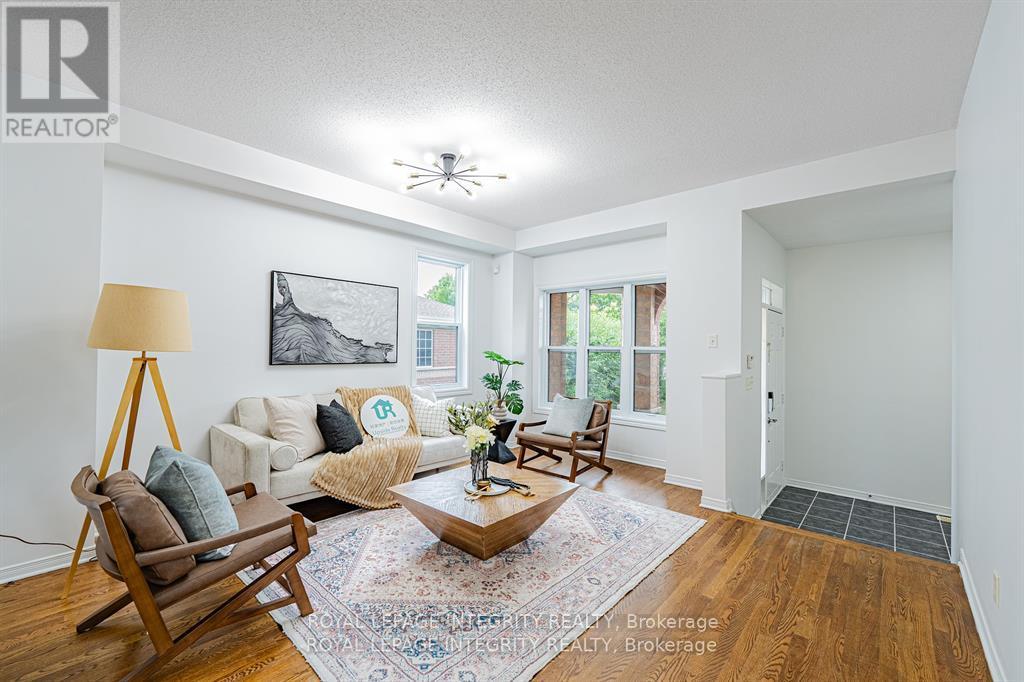 178 Insmill Crescent, Ottawa, Ontario  K2T 1G3 - Photo 6 - X12390503