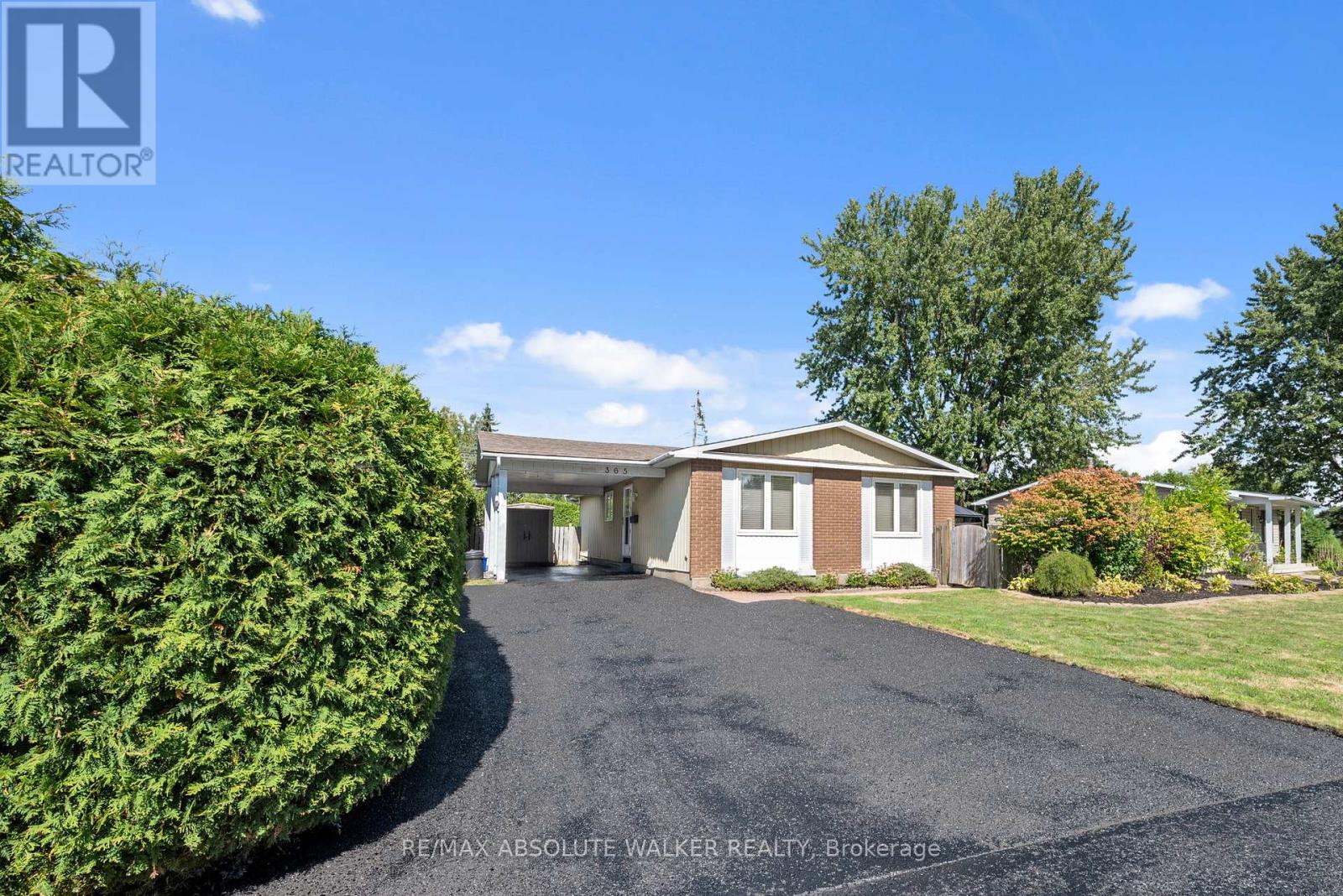 Property at 365 AMIENS STREET image 2