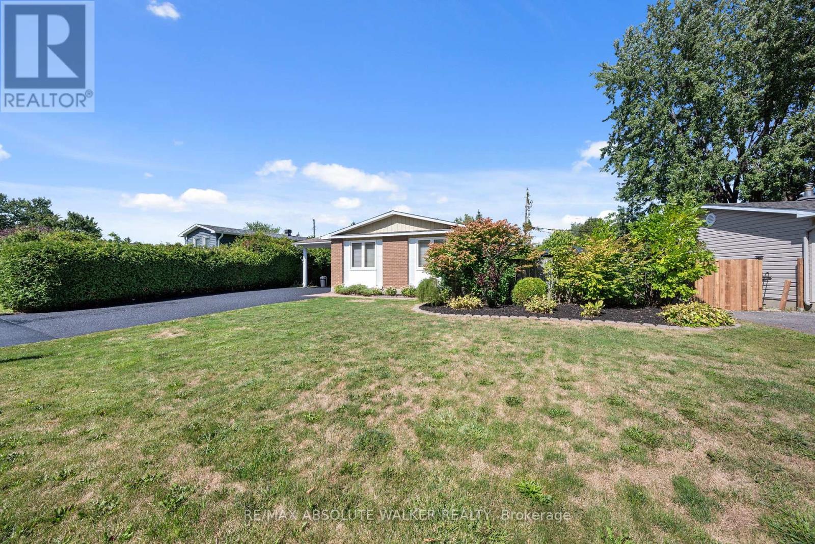 Property at 365 AMIENS STREET image 3