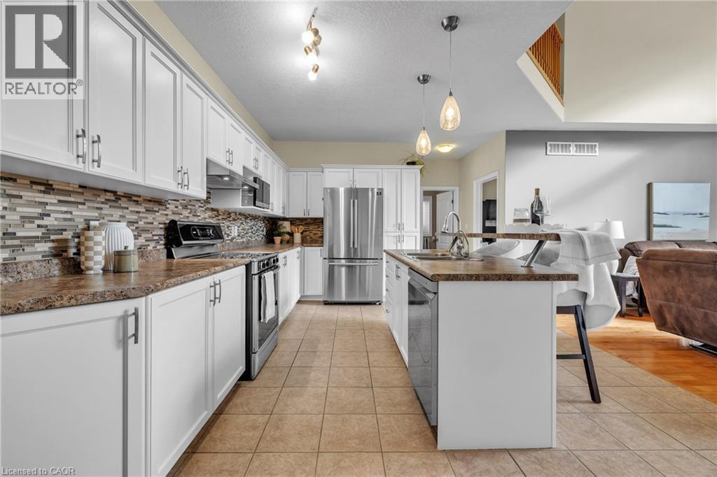 10 Westview Court, Woodstock, Ontario  N4T 0B8 - Photo 6 - 40767690