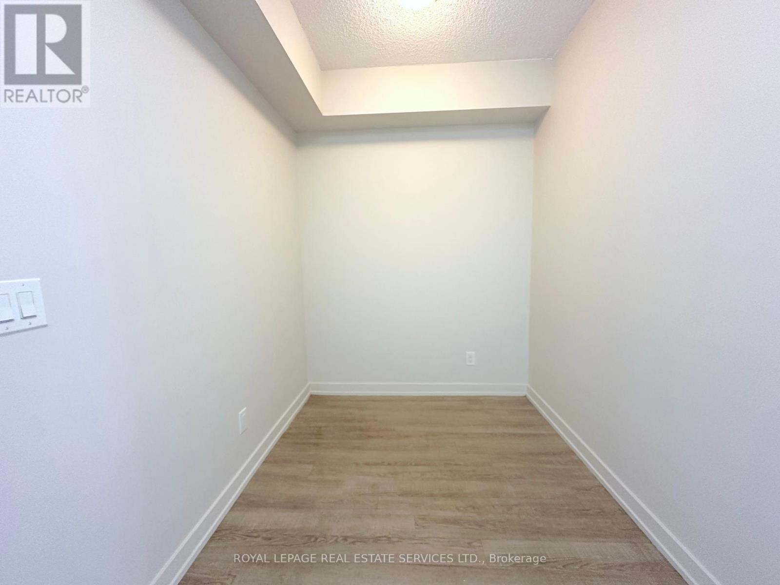 406 - 763 Woodbine Avenue, Toronto, Ontario  M4E 2J4 - Photo 10 - E12390497