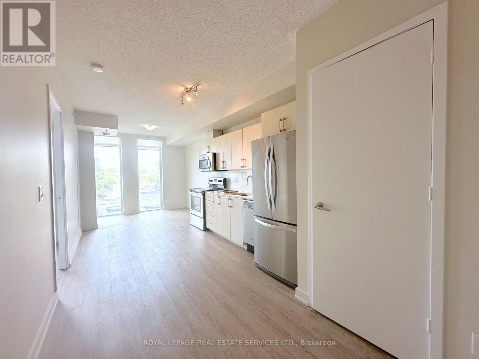 406 - 763 Woodbine Avenue, Toronto, Ontario  M4E 2J4 - Photo 2 - E12390497
