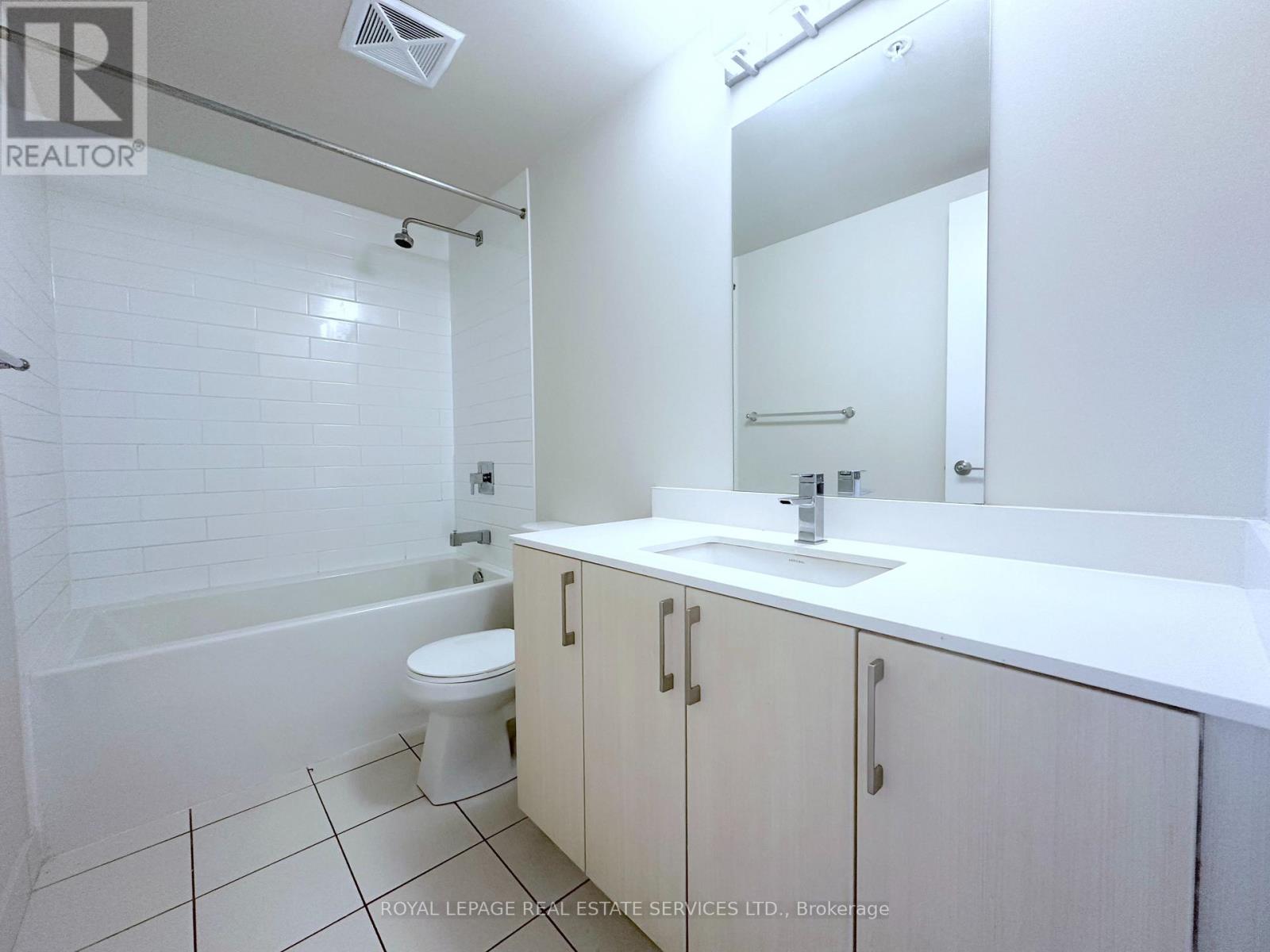 406 - 763 Woodbine Avenue, Toronto, Ontario  M4E 2J4 - Photo 9 - E12390497
