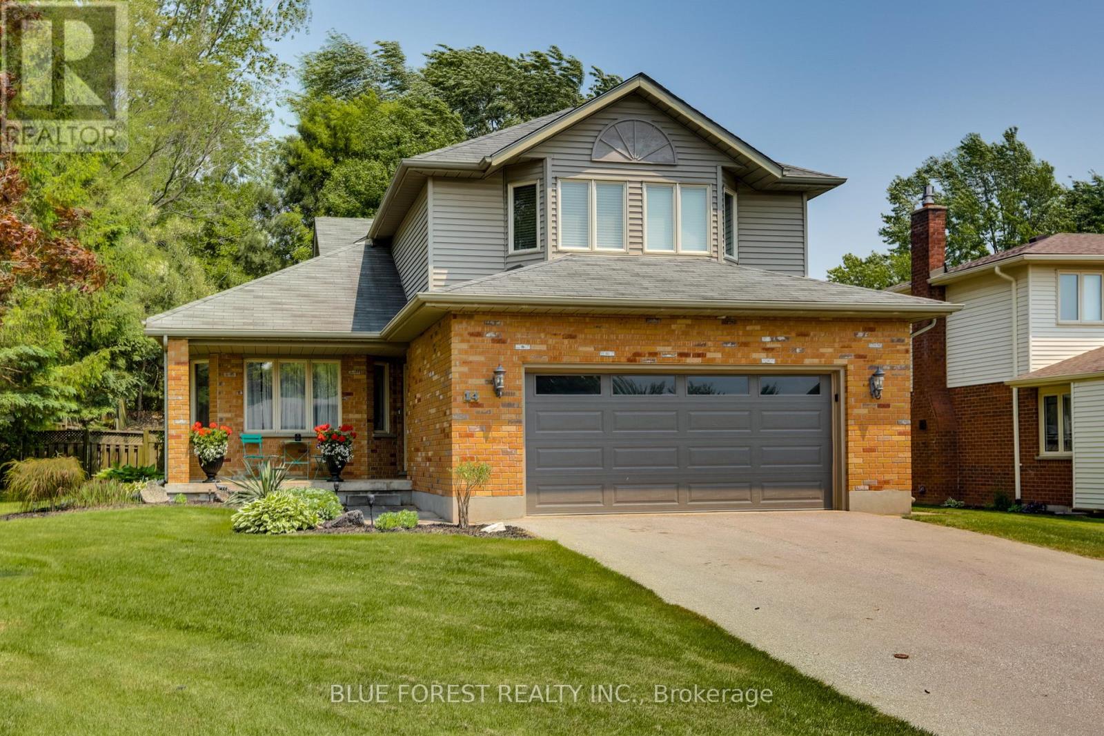 14 Eric Drive, Thames Centre, Ontario  N0L 1G1 - Photo 1 - X12390518