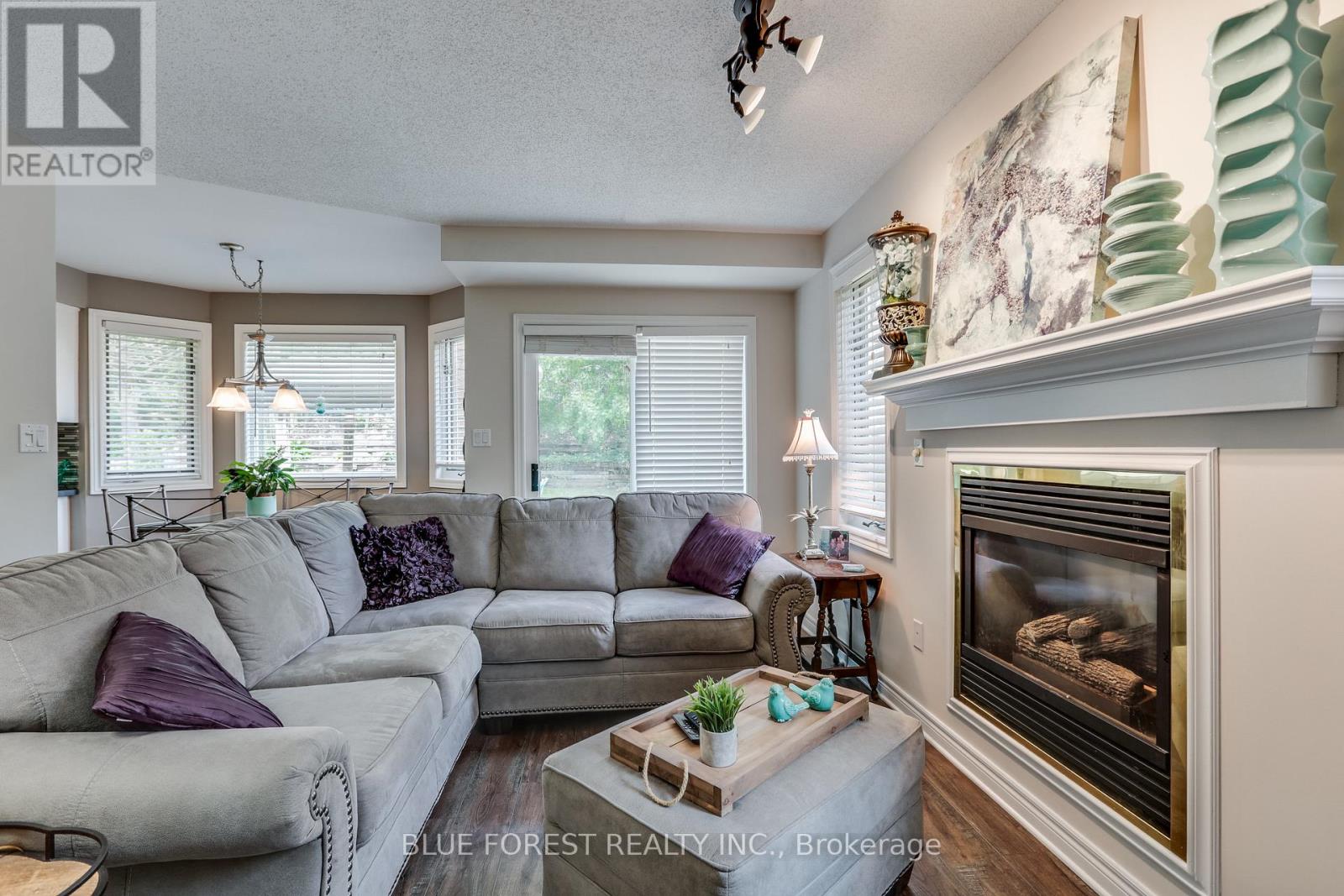 14 Eric Drive, Thames Centre, Ontario  N0L 1G1 - Photo 13 - X12390518