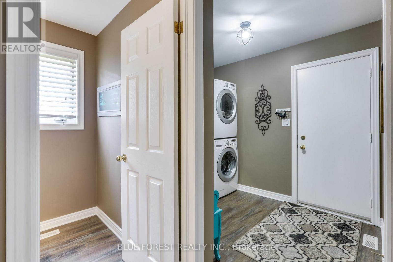 14 Eric Drive, Thames Centre, Ontario  N0L 1G1 - Photo 15 - X12390518