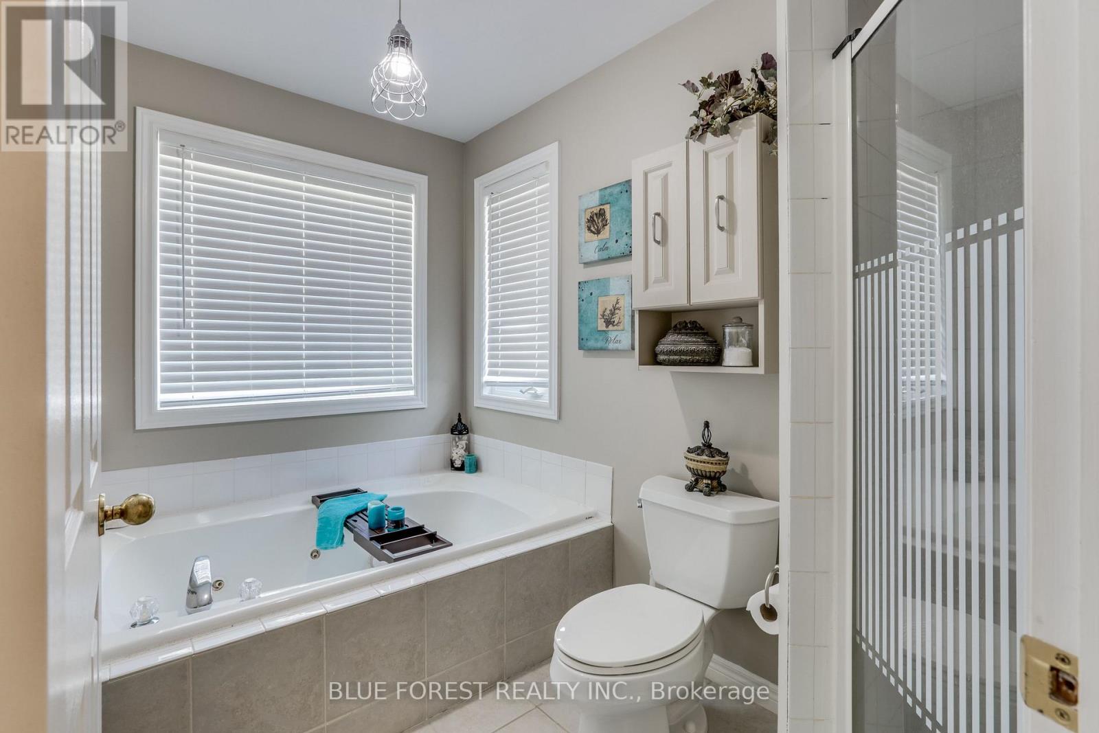 14 Eric Drive, Thames Centre, Ontario  N0L 1G1 - Photo 21 - X12390518