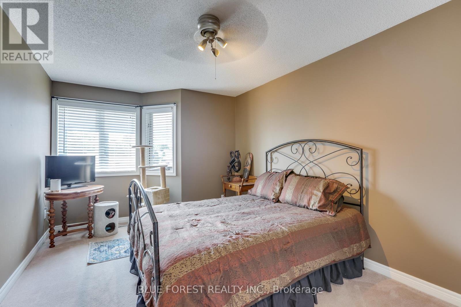 14 Eric Drive, Thames Centre, Ontario  N0L 1G1 - Photo 22 - X12390518