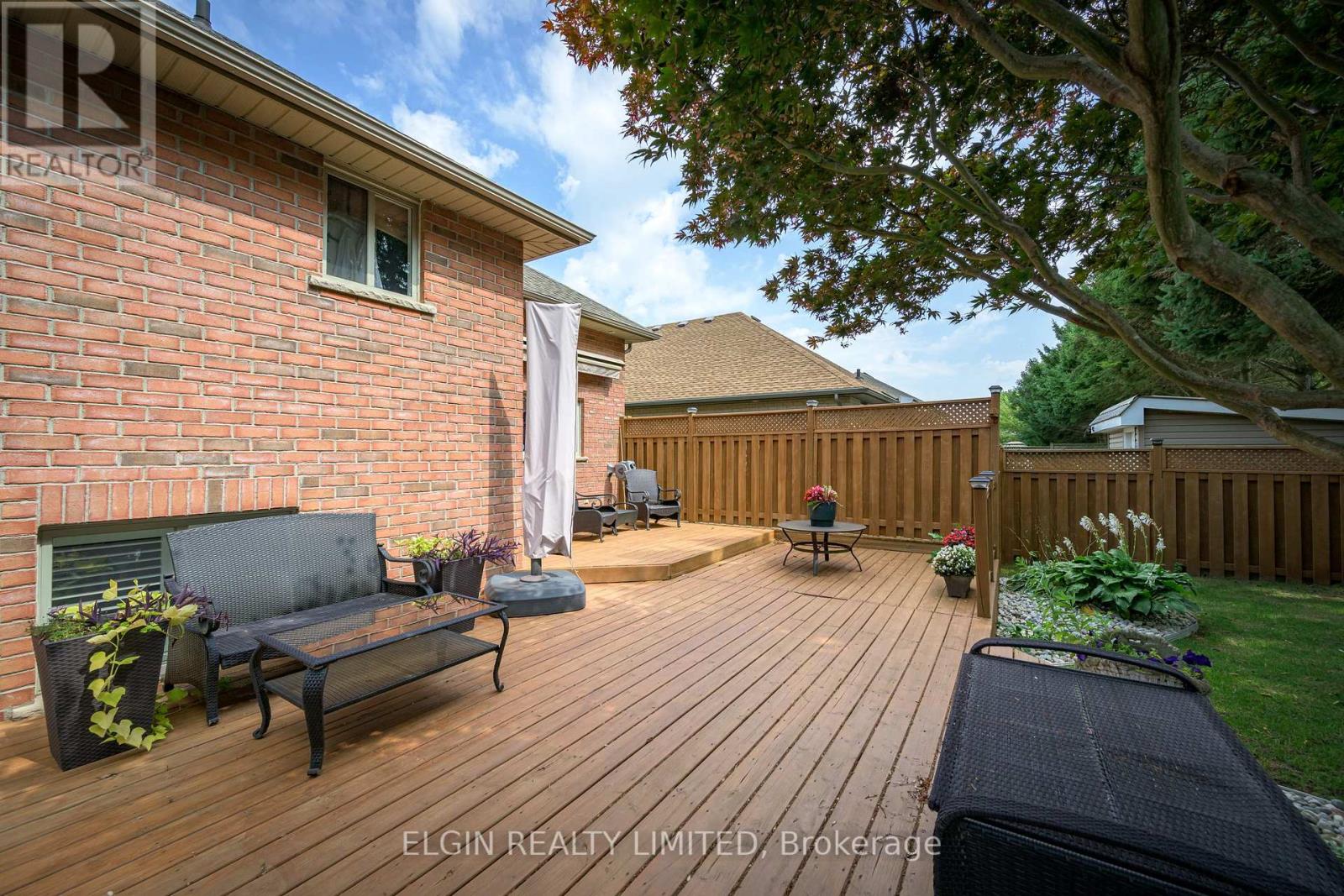 20 Beechwood Circle, St. Thomas, Ontario  N5R 6K4 - Photo 32 - X12390557