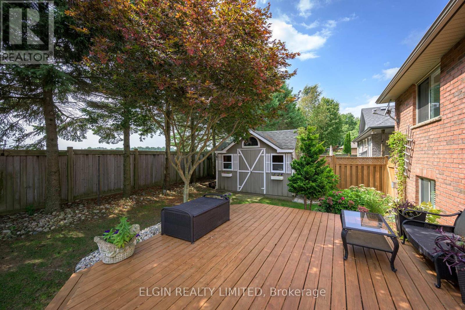 20 Beechwood Circle, St. Thomas, Ontario  N5R 6K4 - Photo 34 - X12390557
