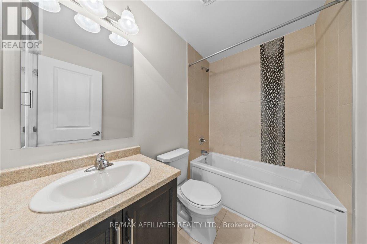 102 Hurdis Way, Carleton Place, Ontario  K7C 0L5 - Photo 38 - X12390559