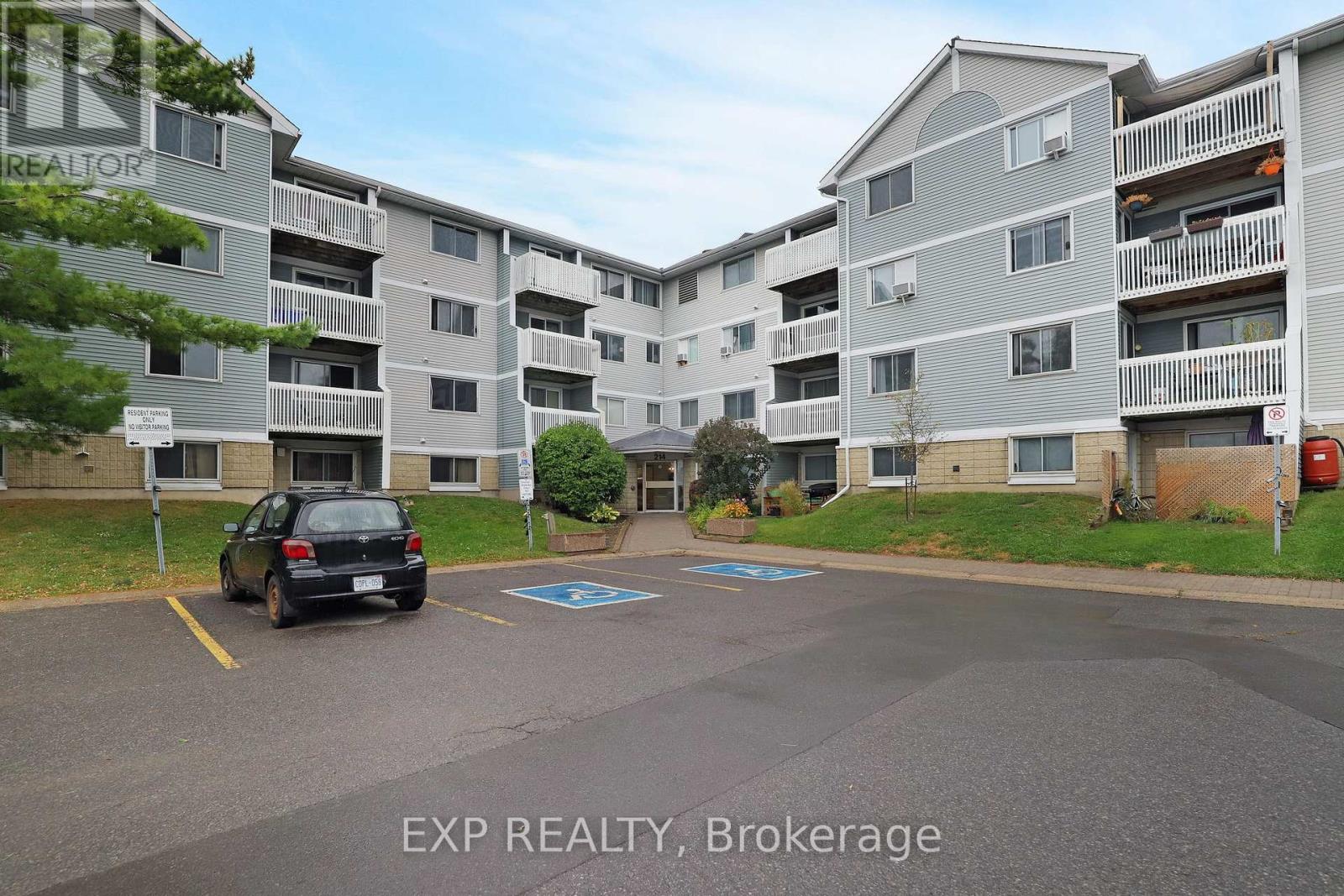 Property at 212 - 214 VIEWMOUNT DRIVE image 1