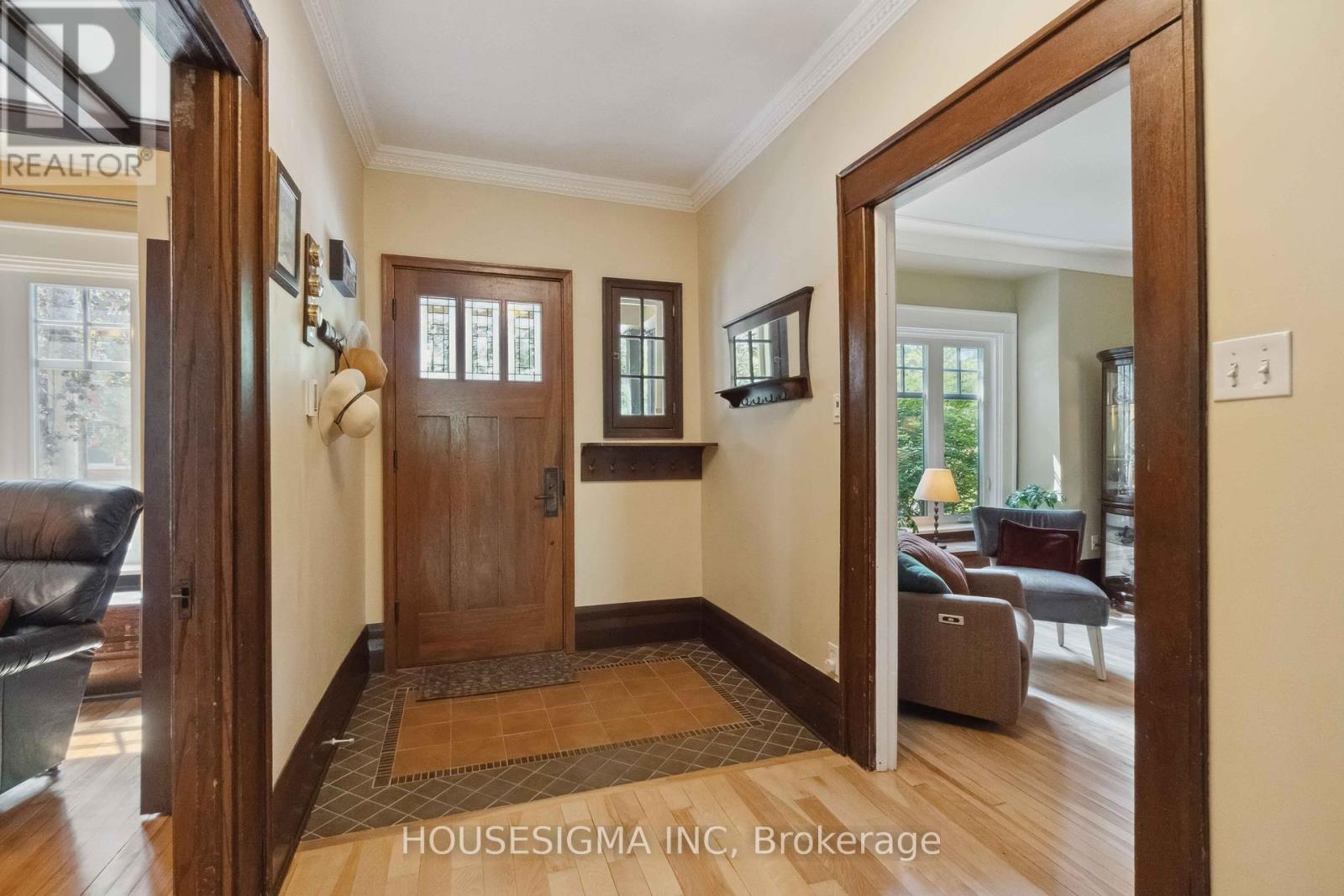 Property at 19 OAKLAND AVENUE image 4