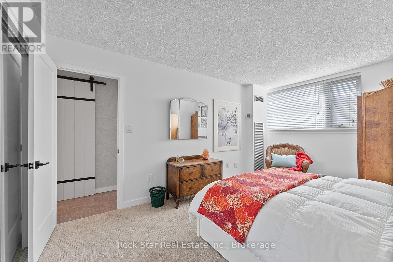 1305 - 270 Scarlett Road, Toronto, Ontario  M6N 4X7 - Photo 20 - W12390589