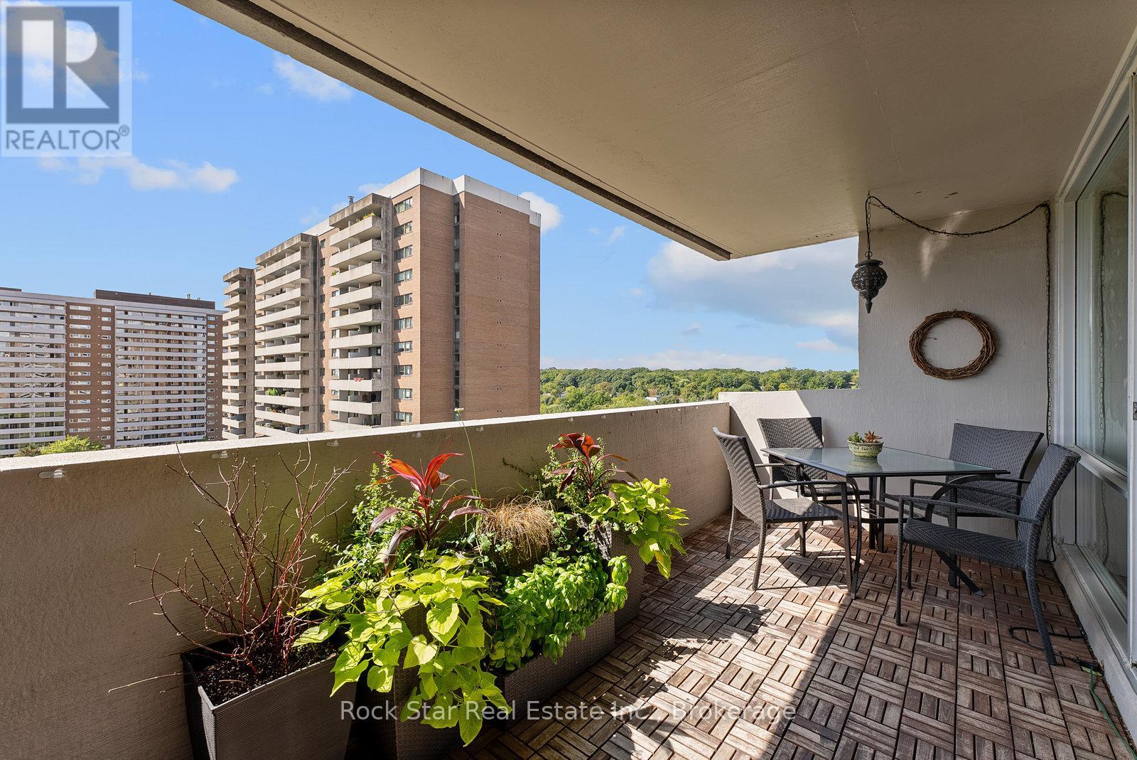 1305 - 270 Scarlett Road, Toronto, Ontario  M6N 4X7 - Photo 29 - W12390589