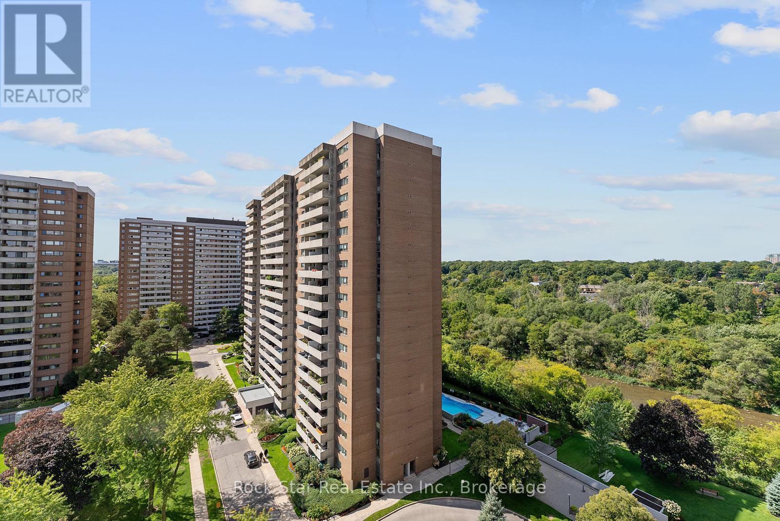 1305 - 270 Scarlett Road, Toronto, Ontario  M6N 4X7 - Photo 31 - W12390589