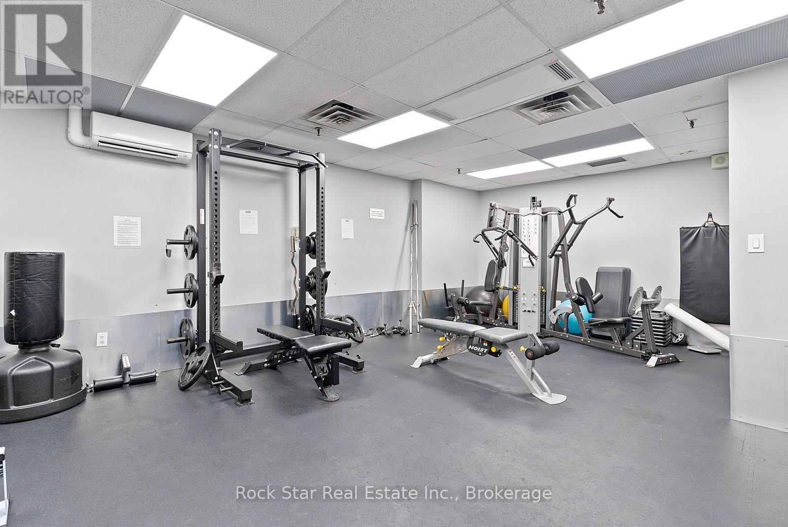 1305 - 270 Scarlett Road, Toronto, Ontario  M6N 4X7 - Photo 35 - W12390589