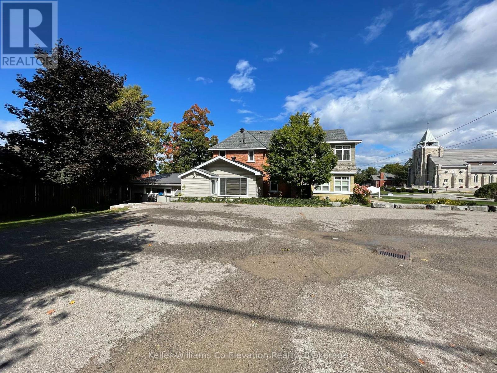 Upper Unit - 600 Hugel Avenue, Midland, Ontario  L4R 1W4 - Photo 15 - S12390524