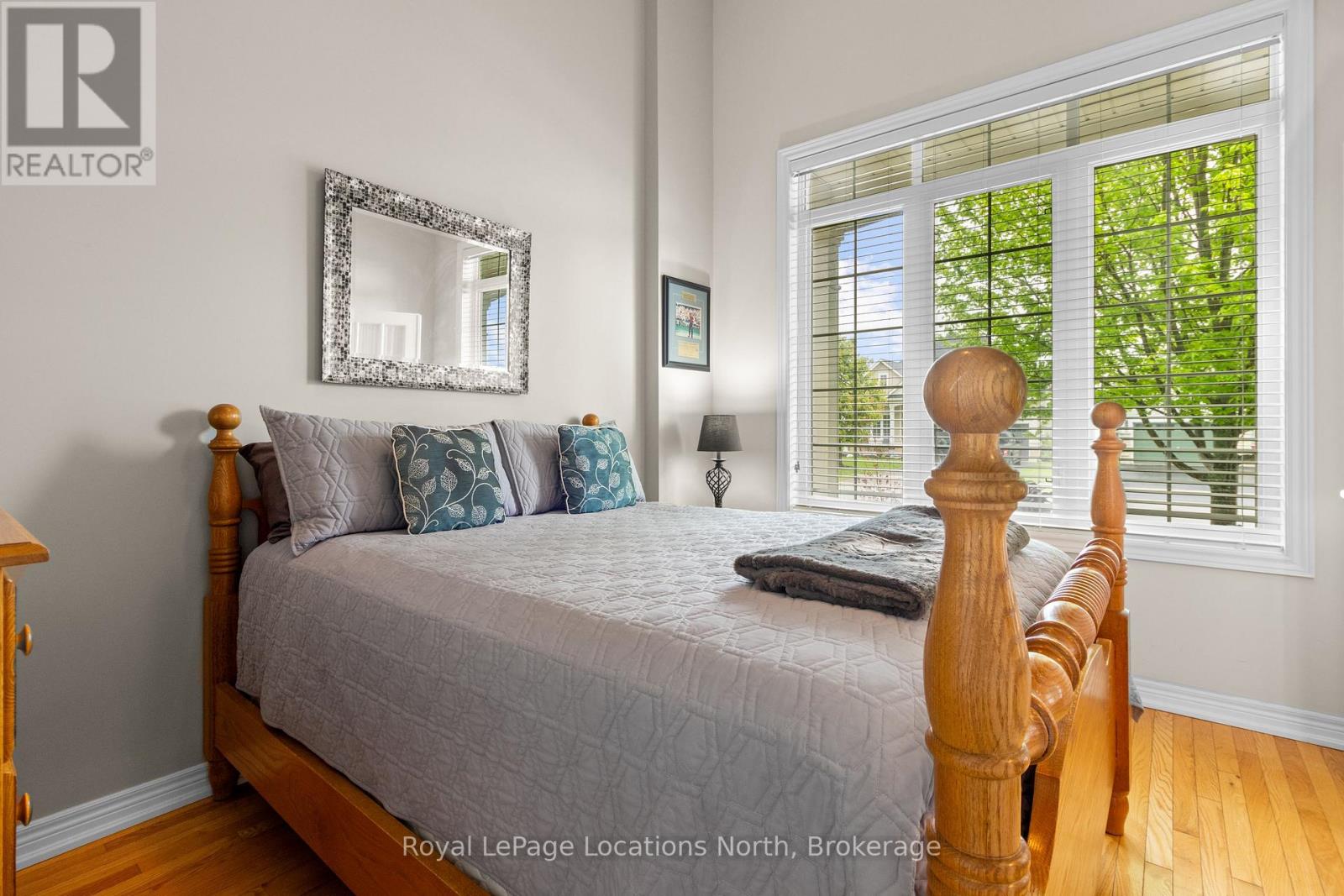8 Broadpoint Street, Wasaga Beach, Ontario  L9Z 3B8 - Photo 25 - S12390535