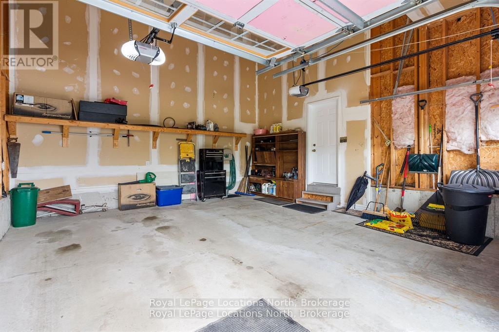 8 Broadpoint Street, Wasaga Beach, Ontario  L9Z 3B8 - Photo 38 - S12390535