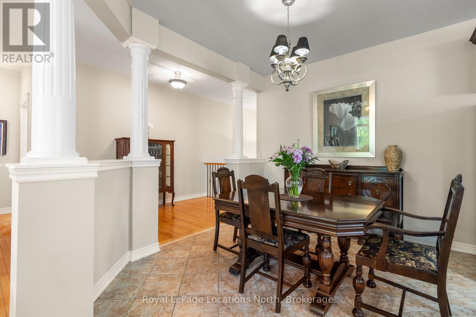 8 Broadpoint Street, Wasaga Beach, Ontario  L9Z 3B8 - Photo 7 - S12390535