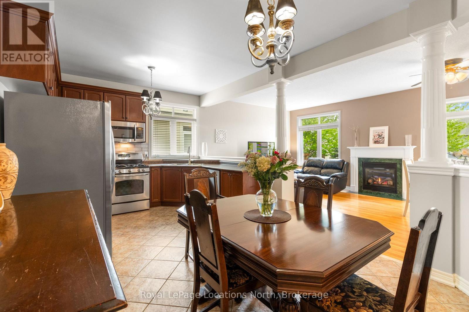 8 Broadpoint Street, Wasaga Beach, Ontario  L9Z 3B8 - Photo 8 - S12390535