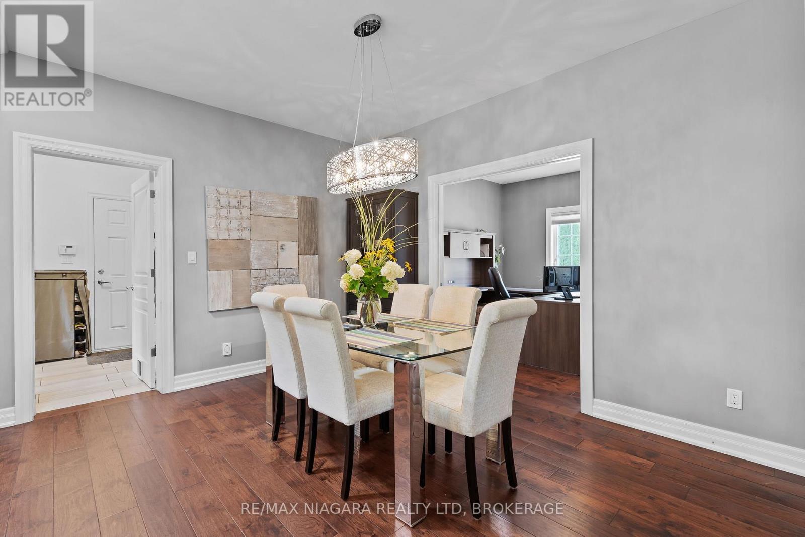7 Parklane Crescent, St. Catharines, Ontario  L2T 3T9 - Photo 13 - X12390597