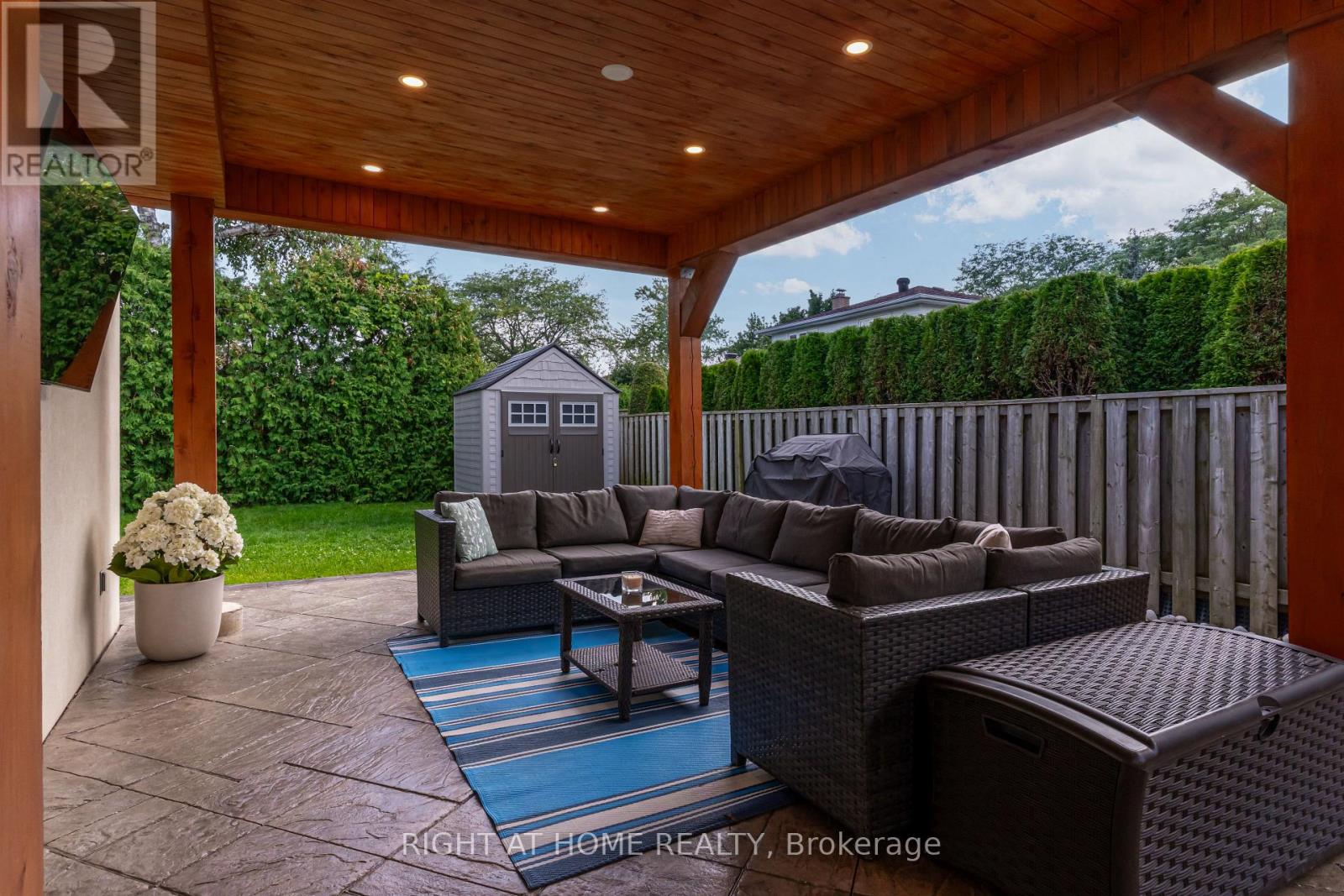 260 Louis Drive, Mississauga, Ontario  L5B 1Y9 - Photo 44 - W12390502