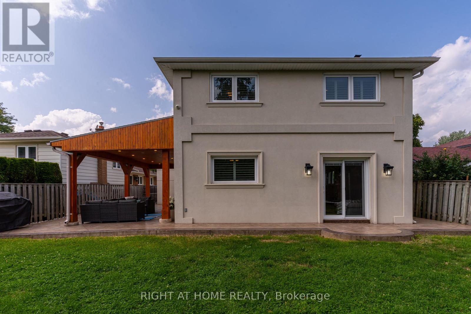 260 Louis Drive, Mississauga, Ontario  L5B 1Y9 - Photo 50 - W12390502