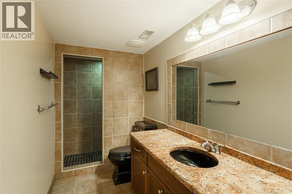 70 Ashby Crescent, Sarnia, Ontario  N7S 4L6 - Photo 23 - 25022787