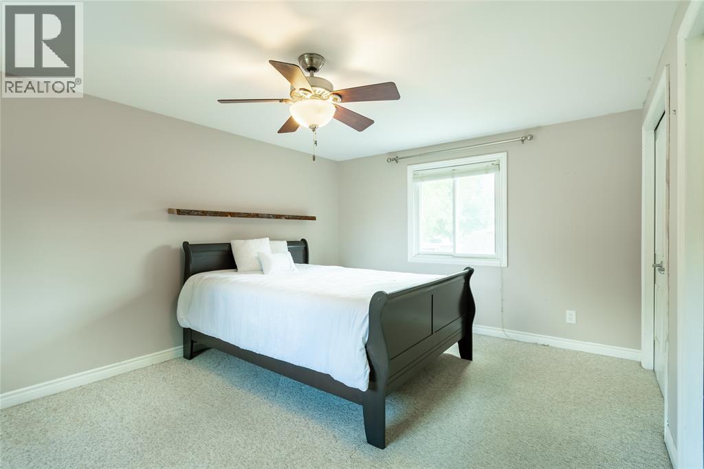 70 Ashby Crescent, Sarnia, Ontario  N7S 4L6 - Photo 26 - 25022787