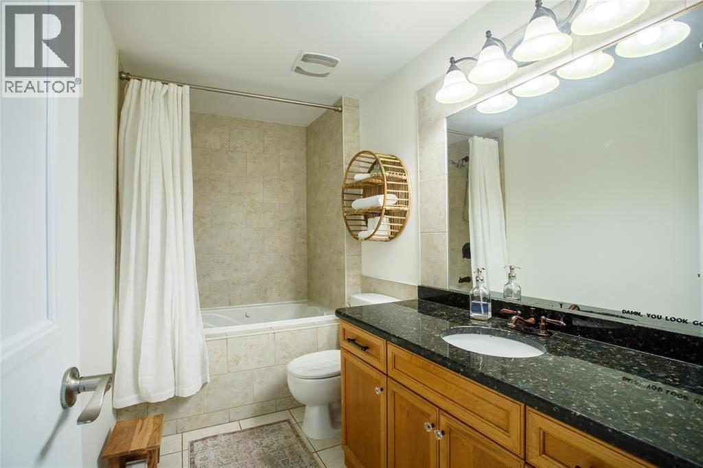 70 Ashby Crescent, Sarnia, Ontario  N7S 4L6 - Photo 31 - 25022787