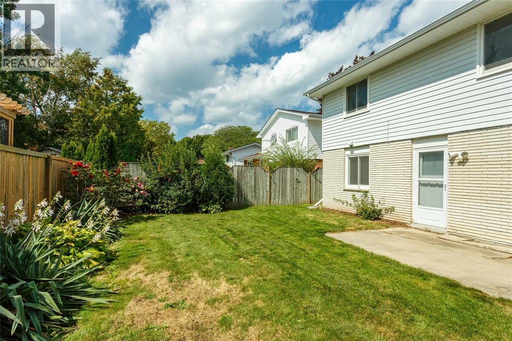 70 Ashby Crescent, Sarnia, Ontario  N7S 4L6 - Photo 42 - 25022787